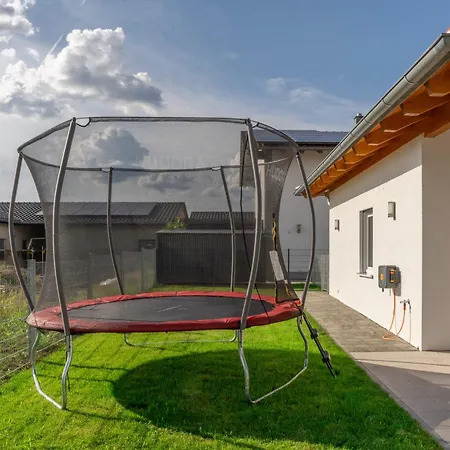 Holiday home Privater Neubau Bungalow Mit Beheiztem Pool